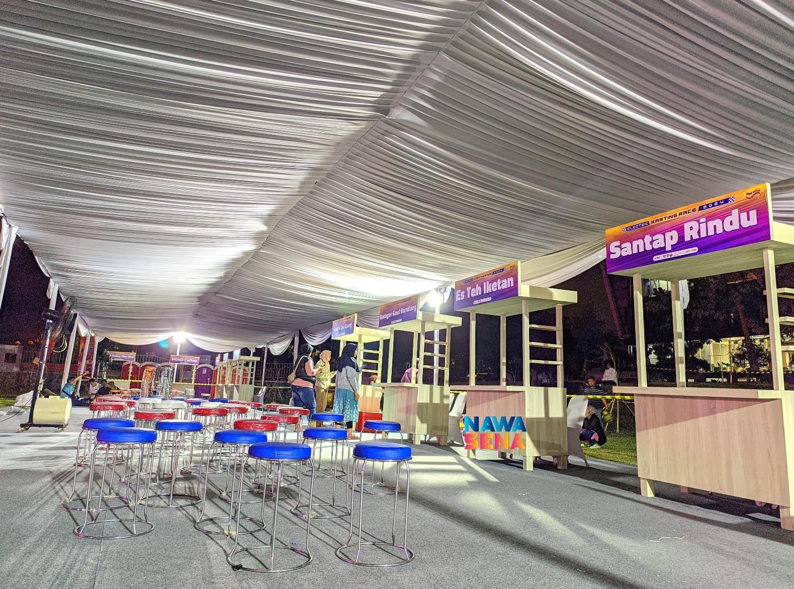 Stand1